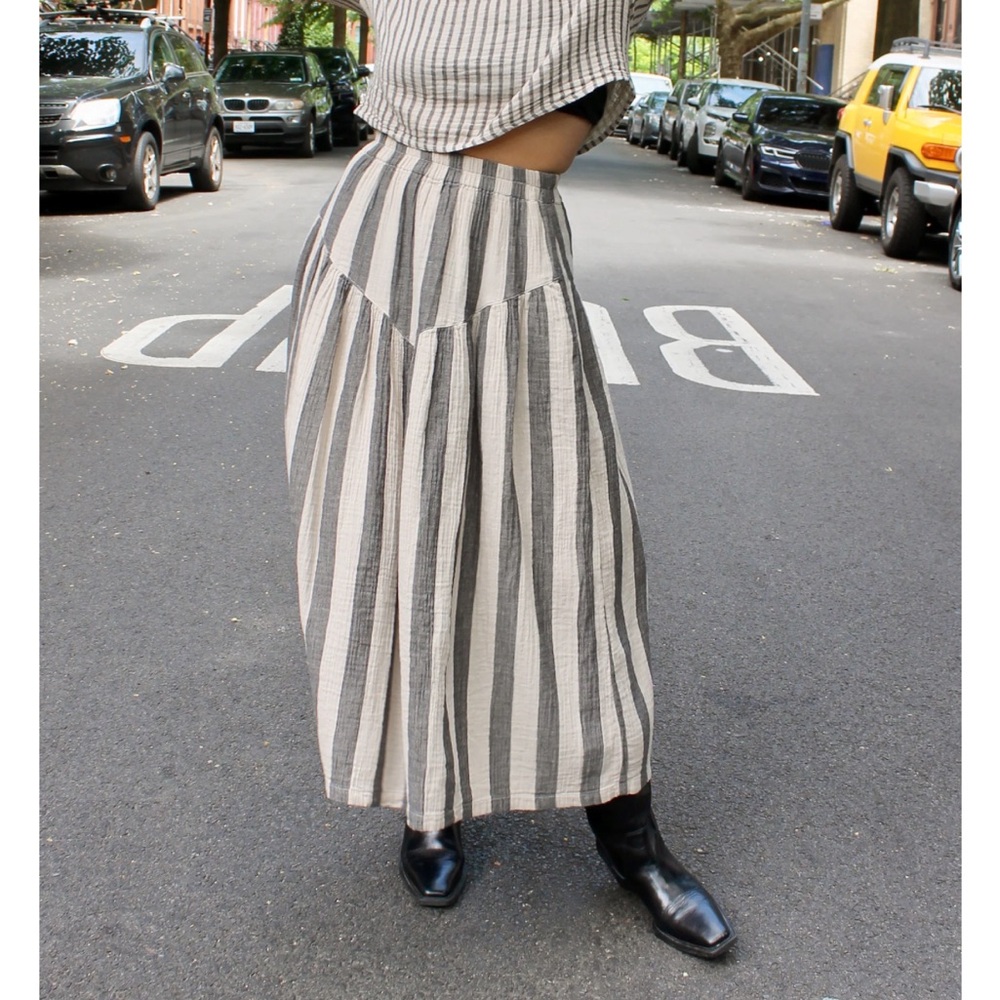 Curator SF Striped Midi Skirt in Charcoal & Cream